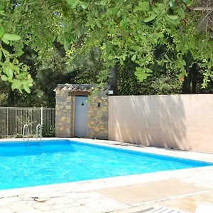  Ferienhaus Gites Du Domaine De Serre Long